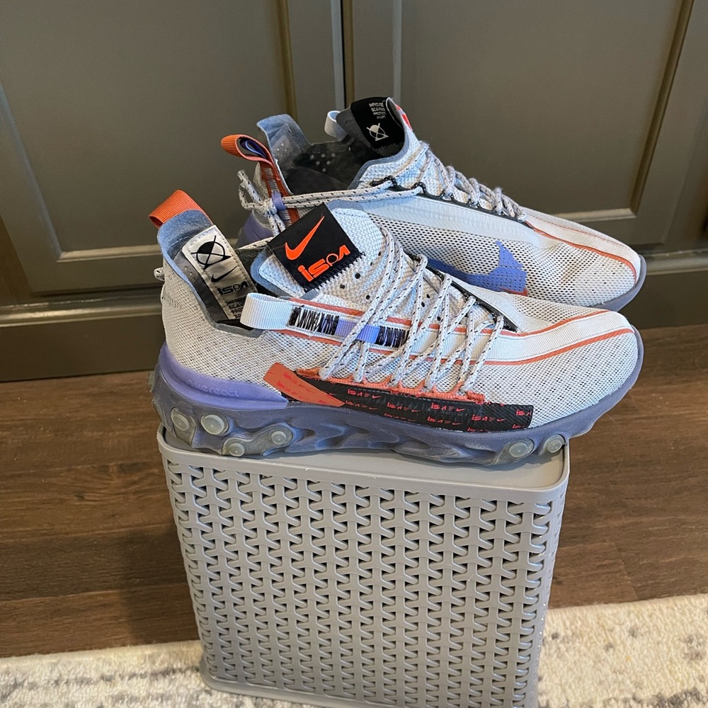 Nike React ISPA